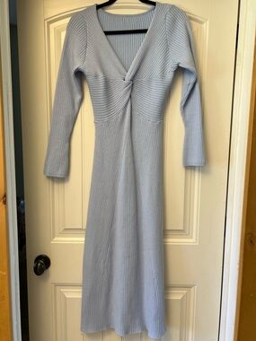 Light Blue Ribbed Knit Twist-Front Long Sleeve Dress